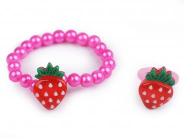 Children's beaded bracelet and ring strawberry