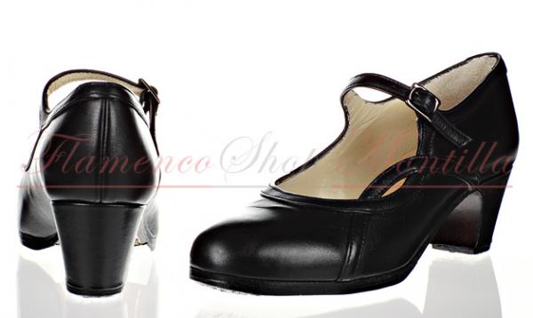Flamenco shoes by Begoña Cervera Arco I black smooth leather