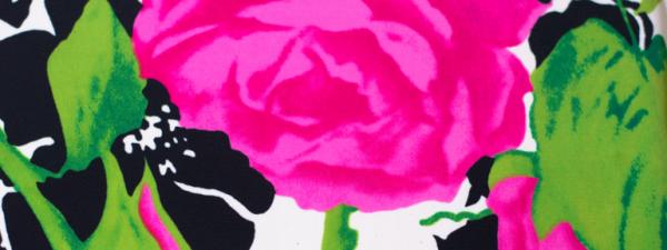 Crespon Koshibo mit großen Rosen